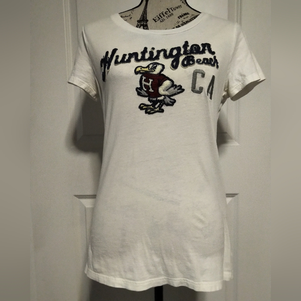 Hollister White Tee with Huntington Beach and Bird Embroidery-L
